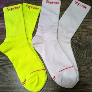 Supreme Men's Bright Yellow and White Casual Socks